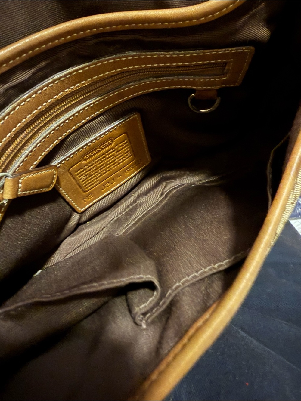 Coach soho Tan and Brown Signature Canvas Shoulder Bag 6818 - Picture 11 of 11